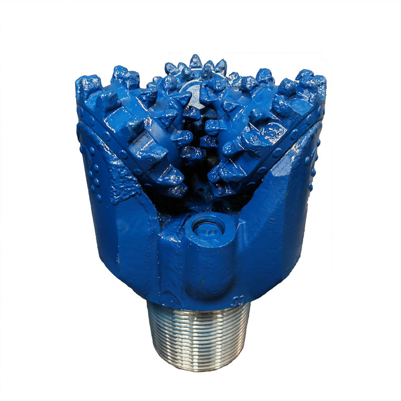 IADC 117 ওয়েল ফ্রিজিং তিন শঙ্কু রোলার ভারবহন দাঁত ড্রিল বিট মাঝারি হার্ড গঠন জন্য