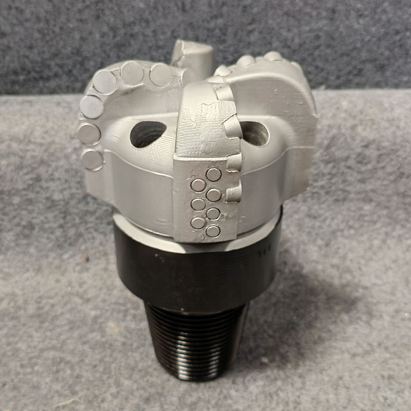 কার্বাইড স্টিল পিডিসি বিটস ফিক্সড কাটার ডিজাইন এবং 146 মিমি -4 ব্লেডের সাথে ওয়াটার ওয়েল ড্রিলিং