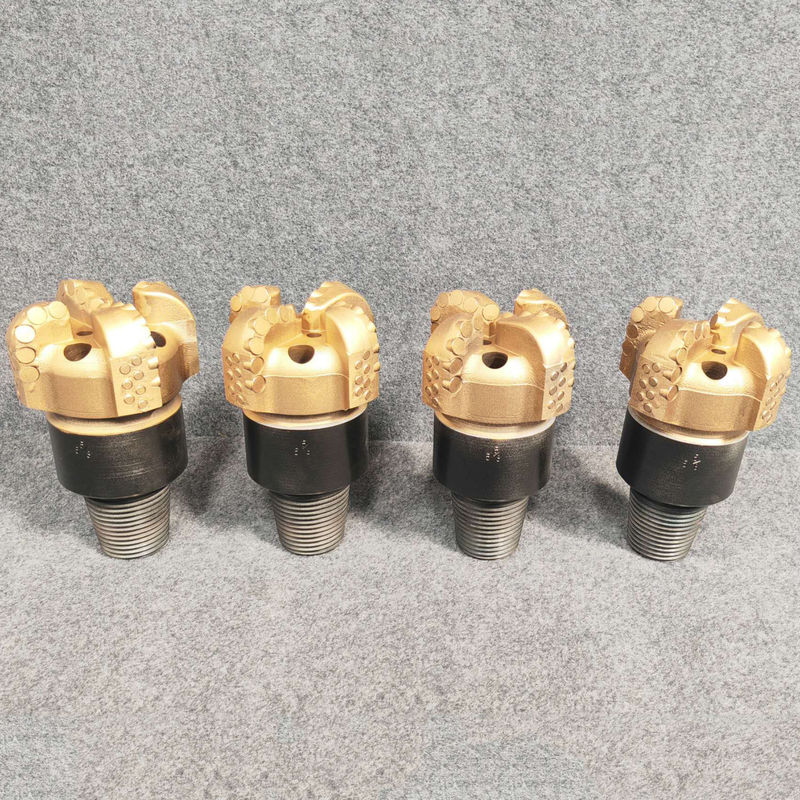 স্টিলের শরীরের পিডিসি ড্রিল বিটস 98 মিমি থেকে 3593.7 মিমি পর্যন্ত কাস্টমাইজযোগ্য আকারের সাথে নরম থেকে মাঝারি নরম গঠন জন্য