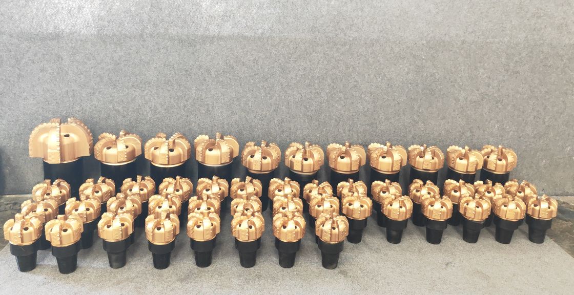 গরম বিক্রয় 152mm পিডিসি কাটার বিট ড্র্যাগ বিট কোর ড্রিল বিট জন্য খনির জন্য খনির মেশিনের অংশ