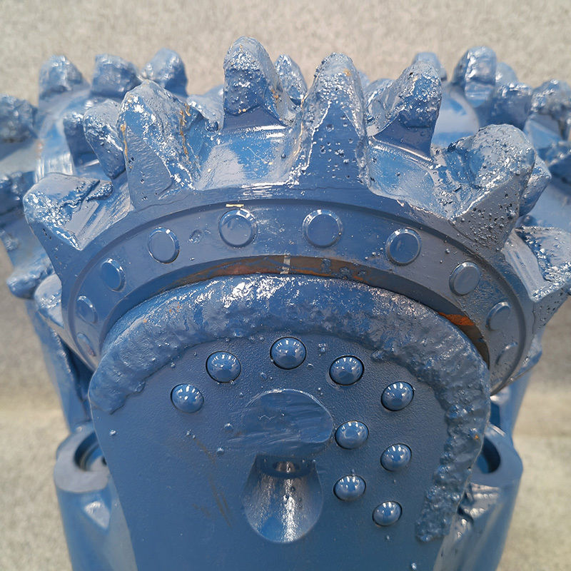 জার্নাল / রোলার বিয়ারিং ট্রাইকোন ড্রিল বিট টেকসই জল এবং শিলা ড্রিলিংয়ের জন্য